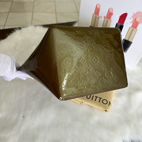 Beautiful Vernis - Picture 9 of 17